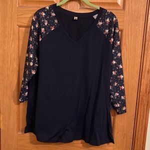 Quarter Sleeve Top